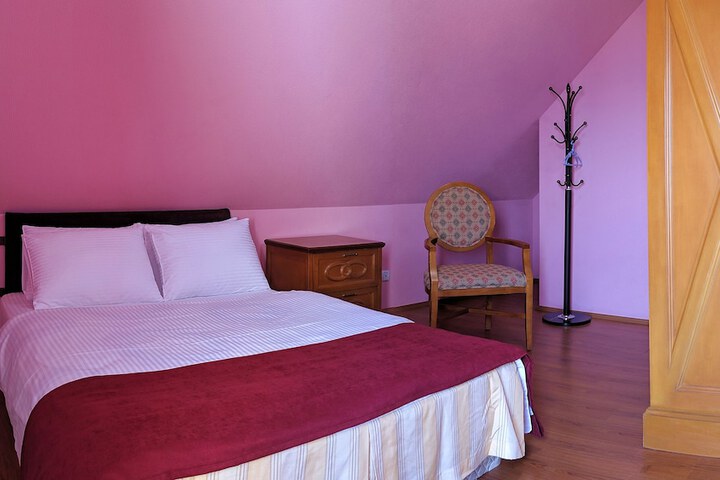 Room 14 of 29
