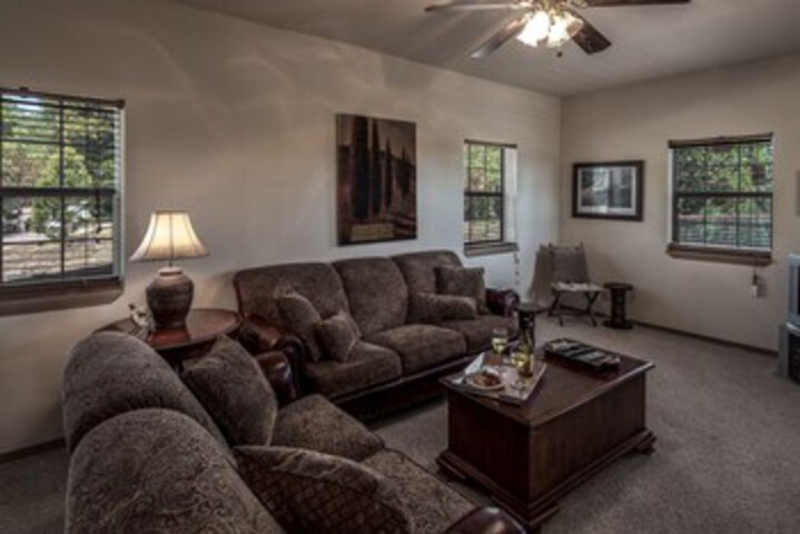 Room 14 of 40
