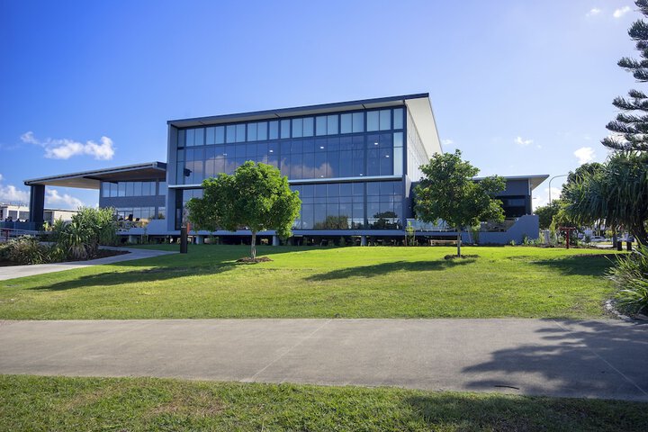 Exterior of Lake Kawana Accommodation
