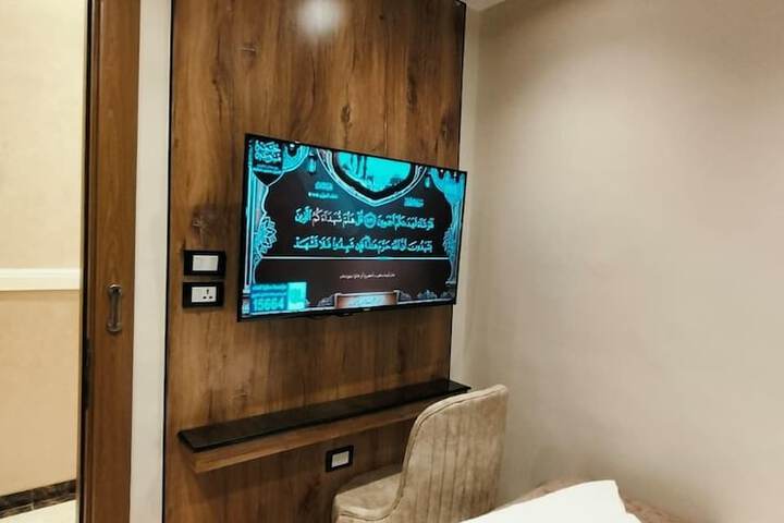 Room 16 of 57