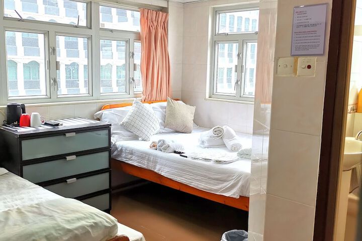 Room 19 of 31