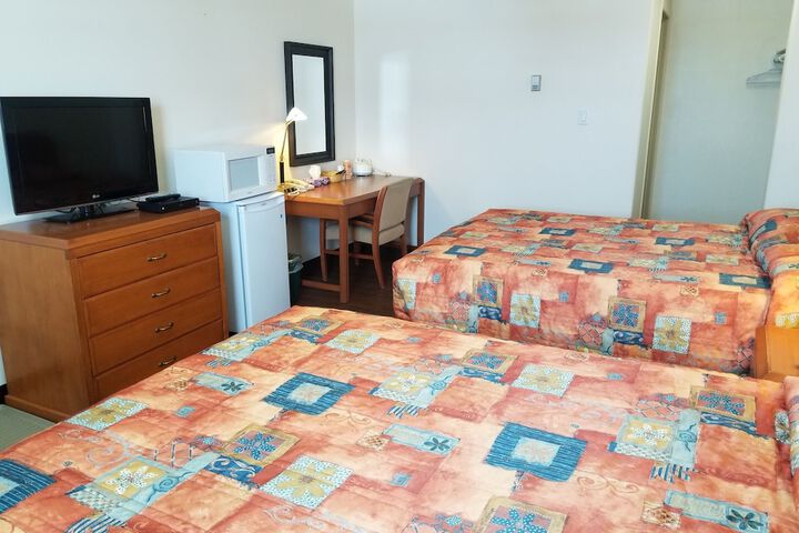 Room 4 of 36