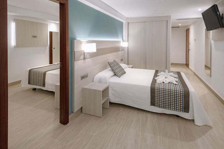 Room 7 of 38