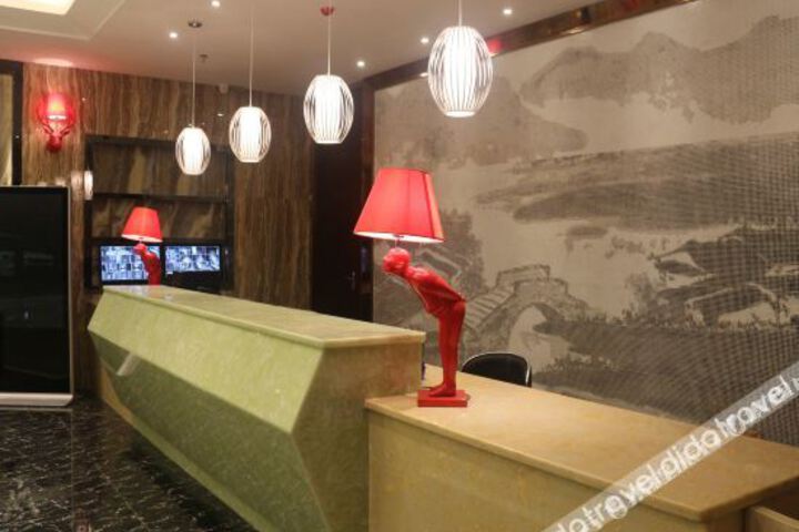 Hotel Interior 9 of 24