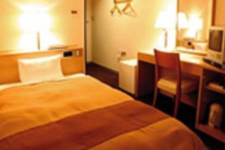Room 15 of 22
