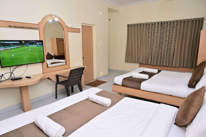 Room 3 of 17