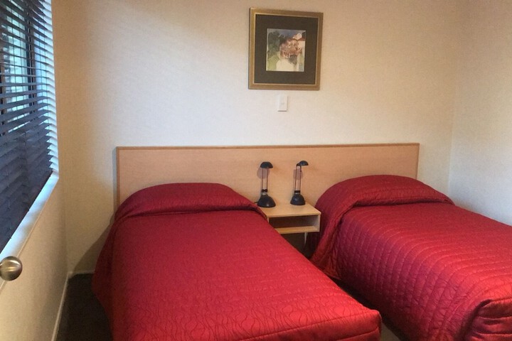 Room 8 of 39