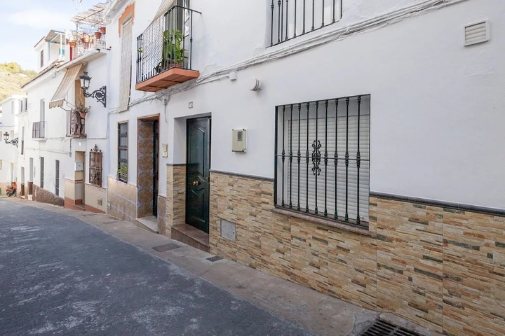 Homely Holiday Home in Málaga With Terrace