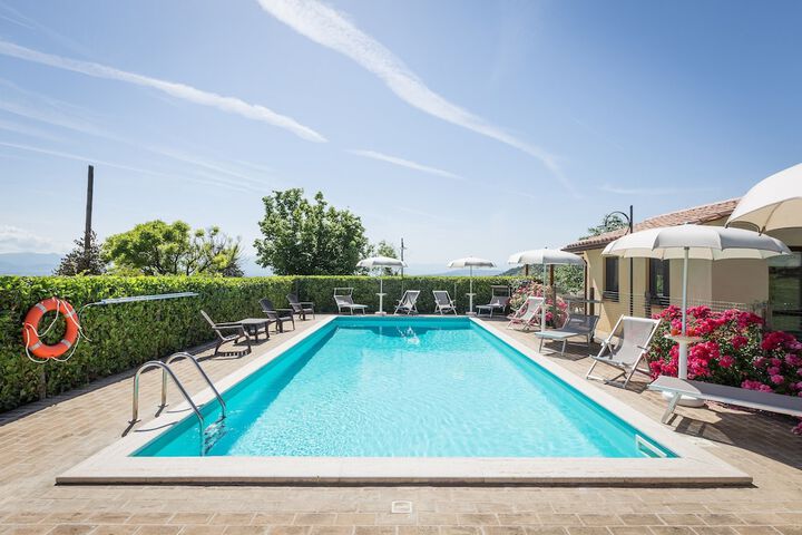 Hotel Pool