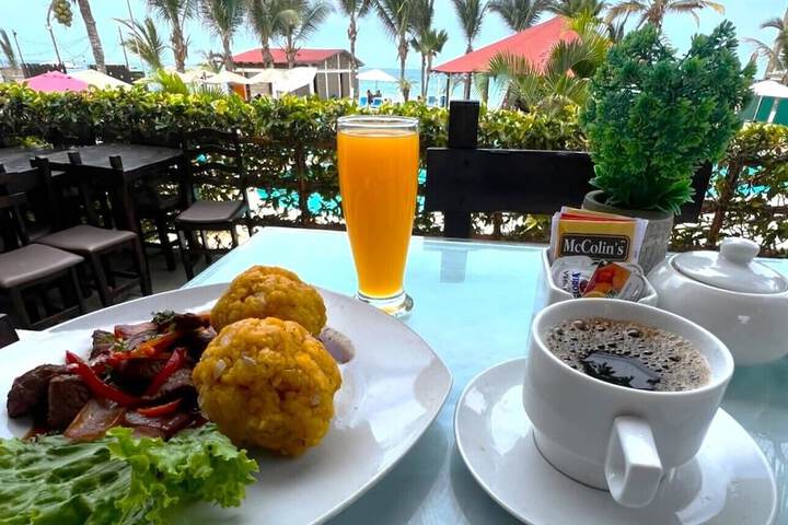 Breakfast/Coffee Service 47 of 53