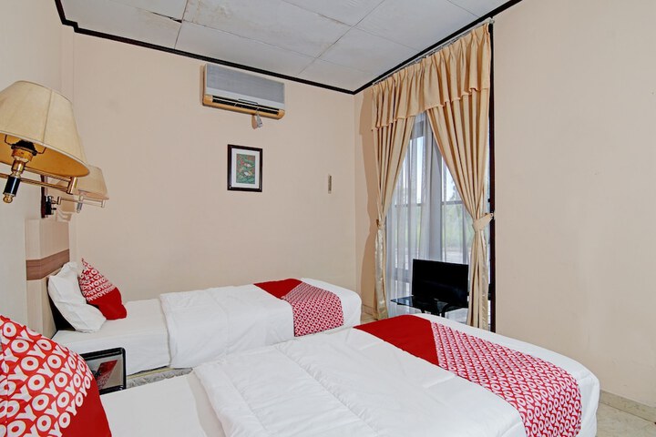Room 14 of 30