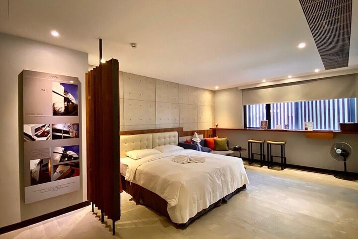 Room 56 of 133