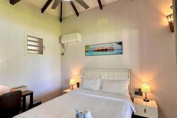 Room 6 of 67