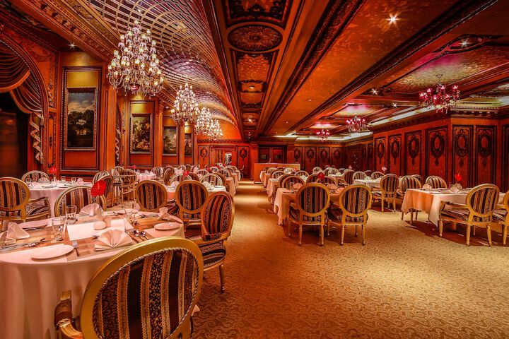 Dining 90 of 120