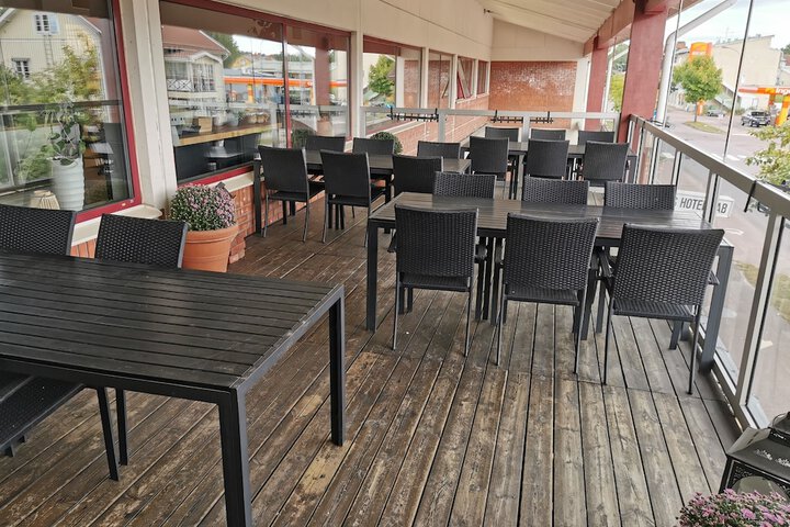 Terrace/Patio 32 of 33