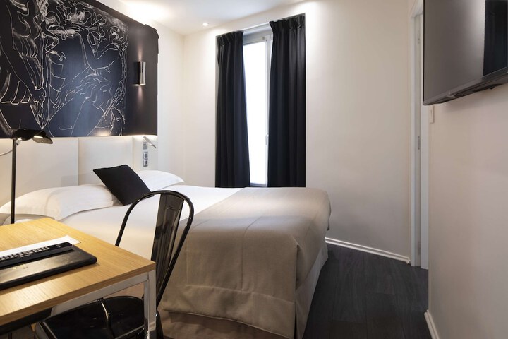 Room 54 of 109