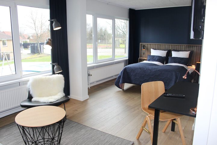 Room 3 of 30