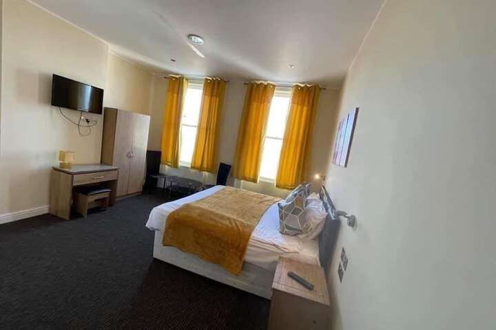 Room 30 of 54