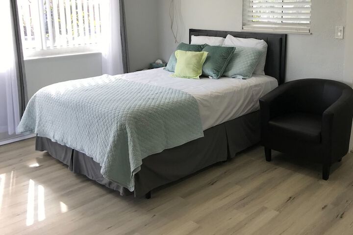 Room 3 of 50