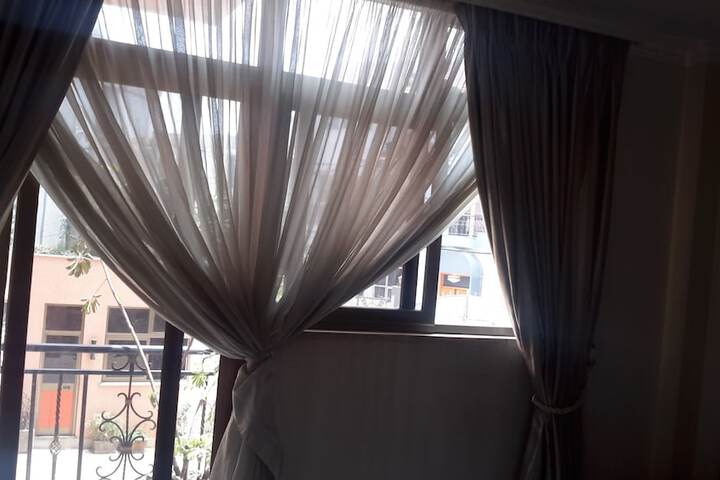 Room 19 of 28