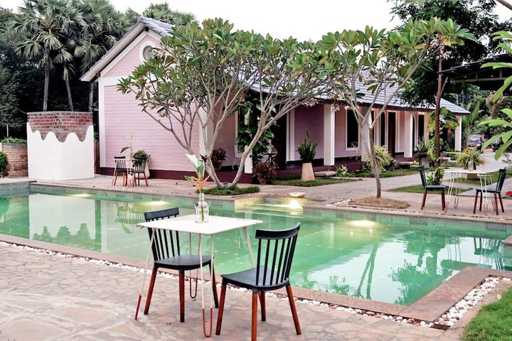 Pool 54 of 107