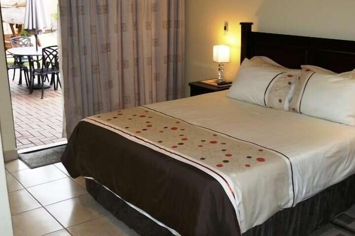 Room 8 of 31