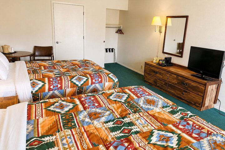 Room 12 of 23