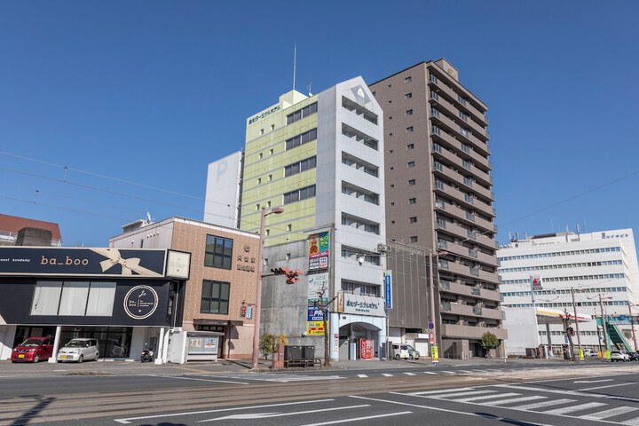Hotel 73 of 77