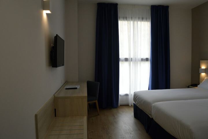Room 7 of 53