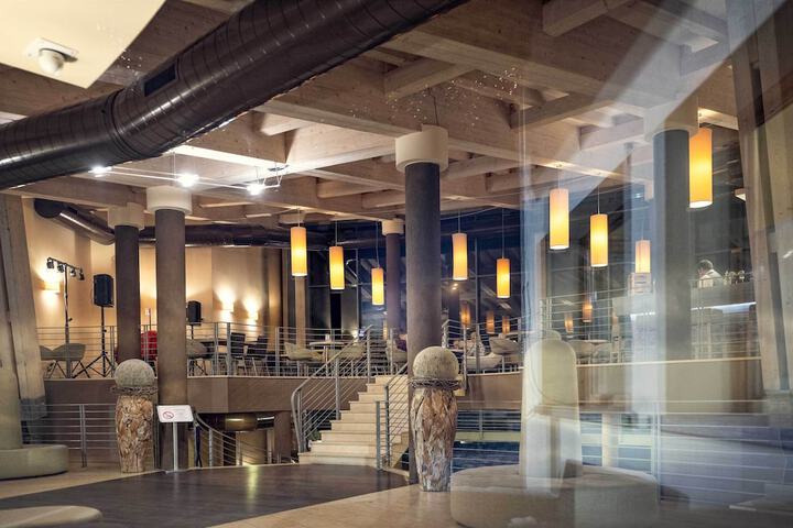 Hotel Interior 3 of 34