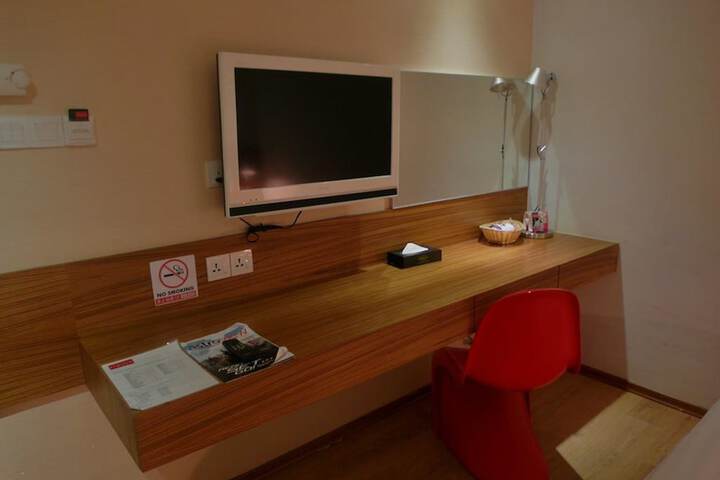 Room 9 of 55