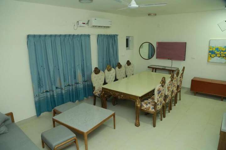 Room 22 of 31