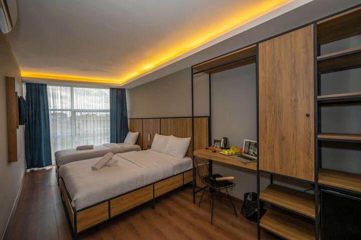 Room 18 of 88