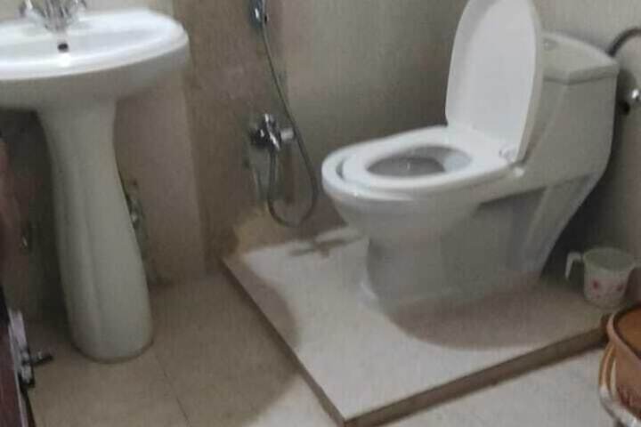 Room 20 of 25