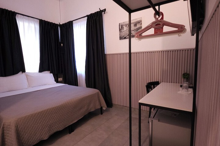 Room 11 of 55