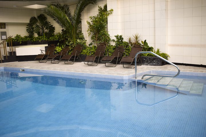 Hotel with Pool