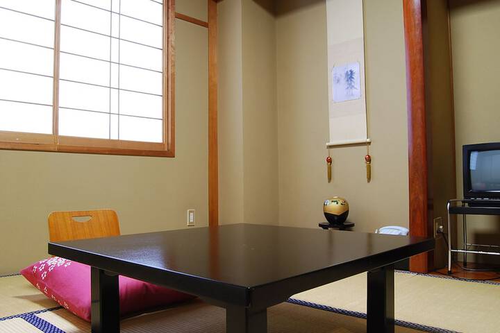 Room 7 of 40