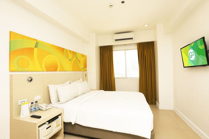 Room 17 of 32