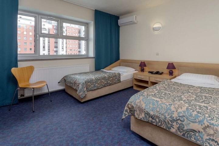 Room 34 of 65