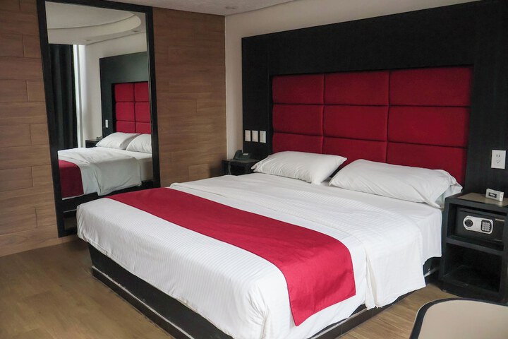 Room 42 of 89