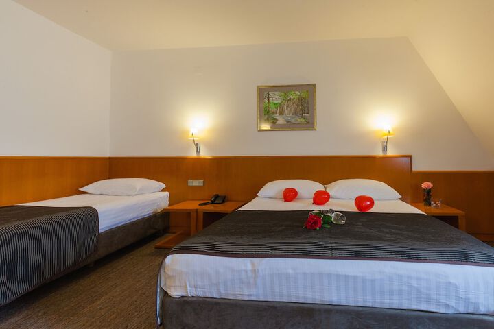 Room 3 of 13