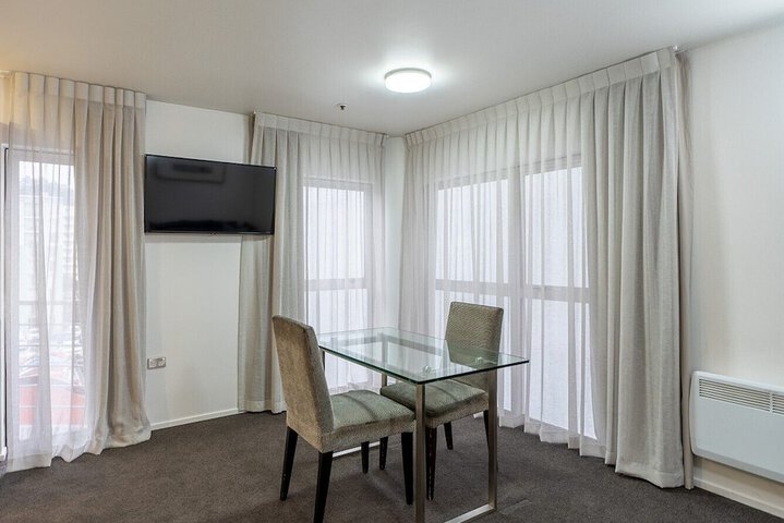 Room 30 of 48
