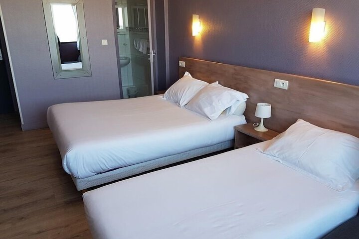Room 8 of 26
