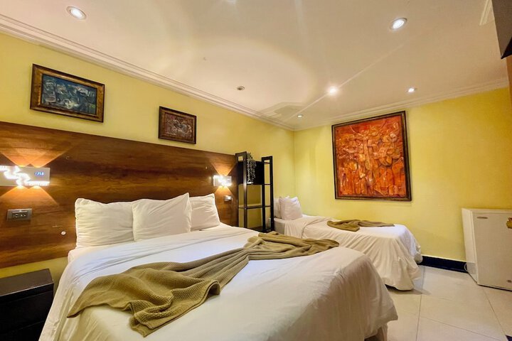 Room 38 of 127