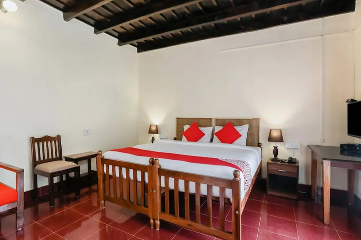 OYO 19168 Alathcad Homestay