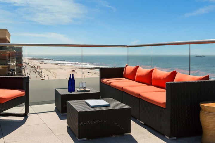 Sundeck