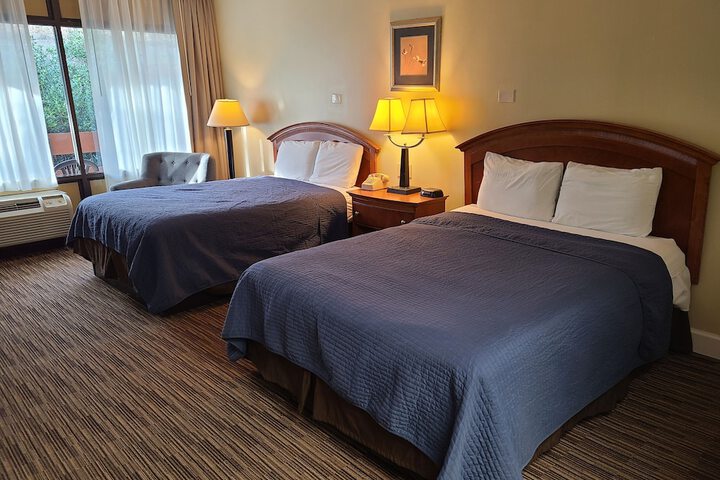 Room 4 of 23