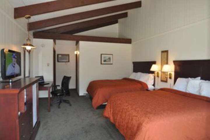 Room 19 of 108
