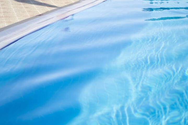 Pool 34 of 120