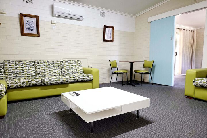 Room 11 of 63
